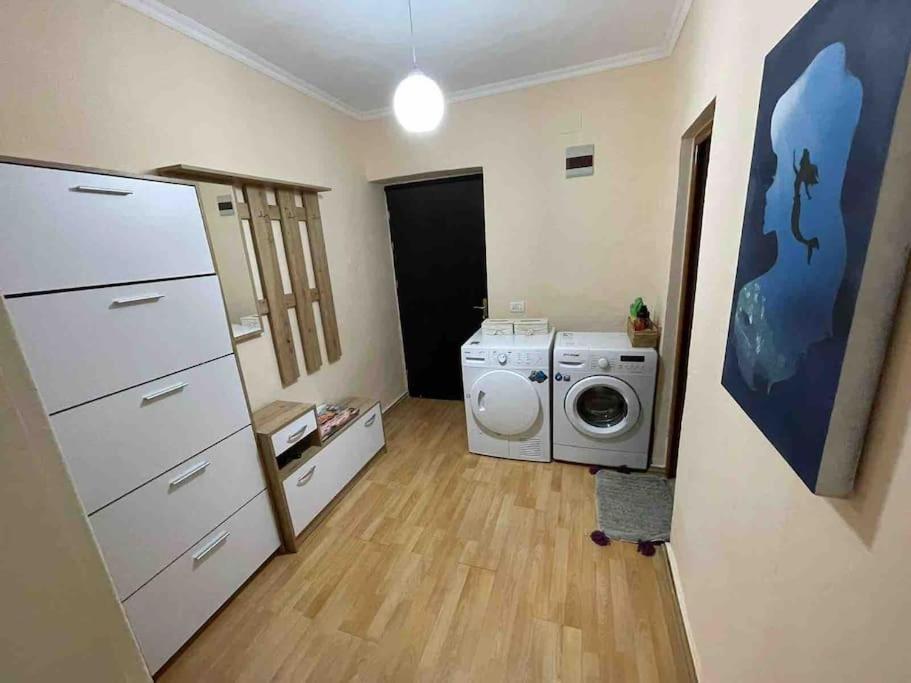 Apartment In The City Center Тирана Экстерьер фото